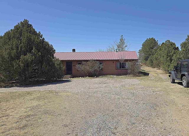 Property at 216 N Avenue B-4, Cheyenne, WY 82007, 3 beds, 2 baths