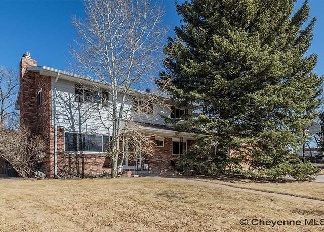 Property at 1946 Cheshire Dr, Cheyenne, WY 82001, 6 beds, 3.5 baths