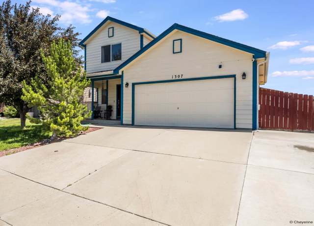 Property at 1307 Medley Loop, Cheyenne, WY 82007, 3 beds, 3.5 baths
