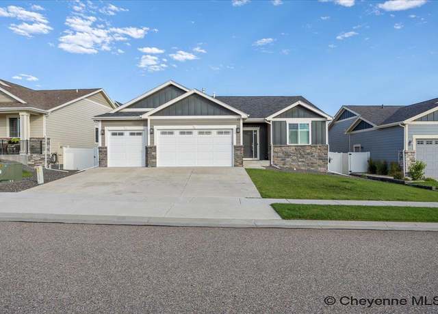 Property at 1316 Jessi Dr, Cheyenne, WY 82009, 5 beds, 3 baths