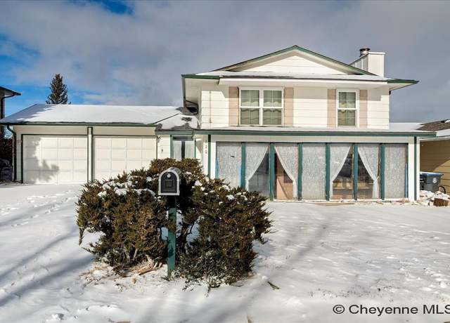 Property at 620 Lafayette Blvd, Cheyenne, WY 82009, 4 beds, 2 baths