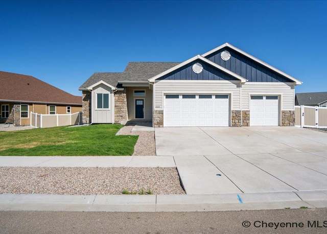 Property at 2225 Blue Norther Ln, Cheyenne, WY 82007, 3 beds, 2 baths