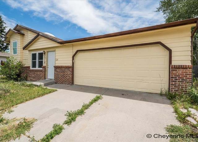 Property at 2319 Neal Ave, Cheyenne, WY 82007, 3 beds, 2.5 baths