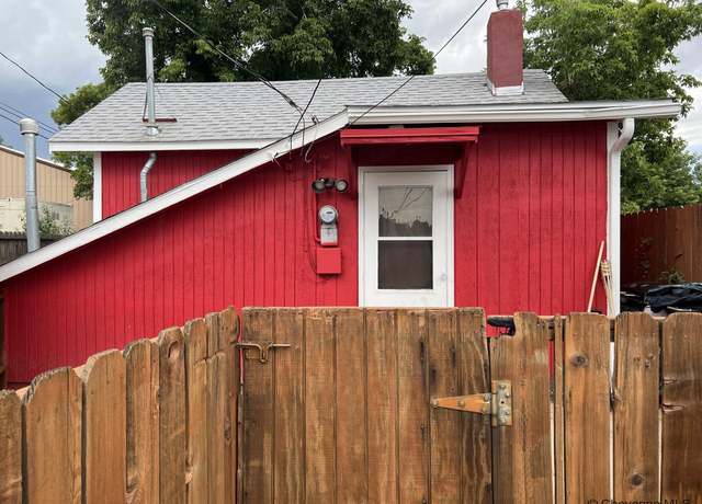 Property at 115 W 7th ST St, Cheyenne, WY 82007, 4 beds, 3 baths