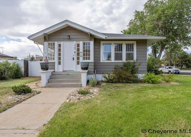 Property at 220 E 29th St, Cheyenne, WY 82001, 4 beds, 2 baths
