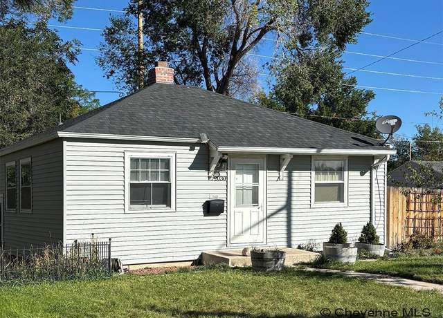 Property at 2030 E 19th St, Cheyenne, WY 82001, 3 beds, 2 baths