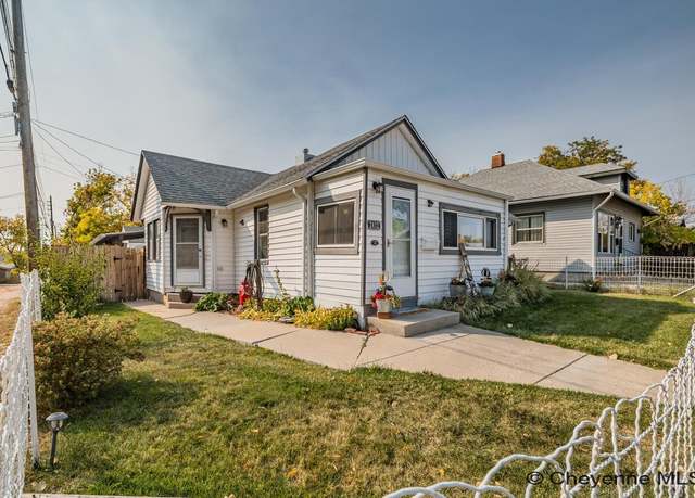 Property at 2412 Oneil Ave, Cheyenne, WY 82001, 3 beds, 2 baths