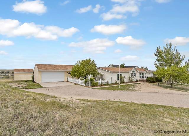 Property at 5880 Rawhide Rdg, Cheyenne, WY 82007, 3 beds, 2 baths