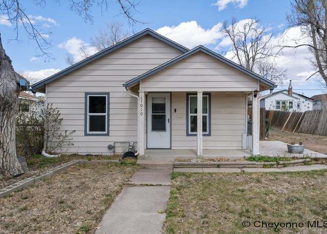 Property at 1010 E 8th St, Cheyenne, WY 82001, 3 beds, 1 bath