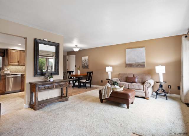 Property at 5130 Roundtop Dr, Cheyenne, WY 82009, 4 beds, 3 baths