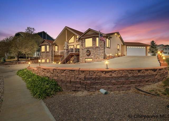 Property at 7027 Legacy Pkwy, Cheyenne, WY 82009, 4 beds, 3.5 baths