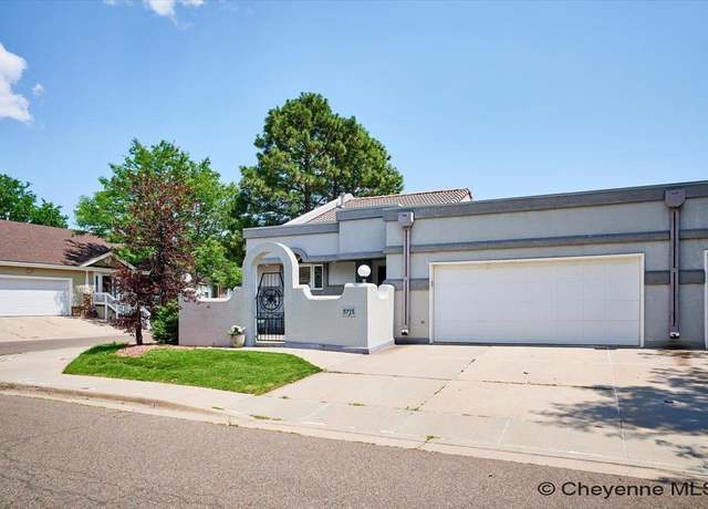 Property at 5715 Lakota Ln, Cheyenne, WY 82009, 3 beds, 3.5 baths