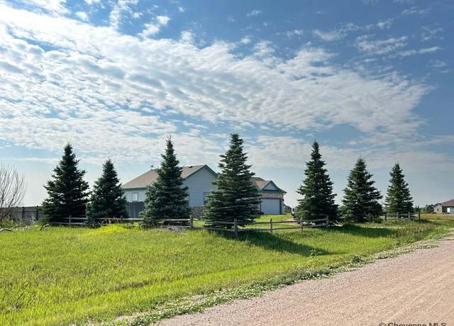 Property at 6901 Mckenzie Loop, Cheyenne, WY 82009, 5 beds, 3 baths