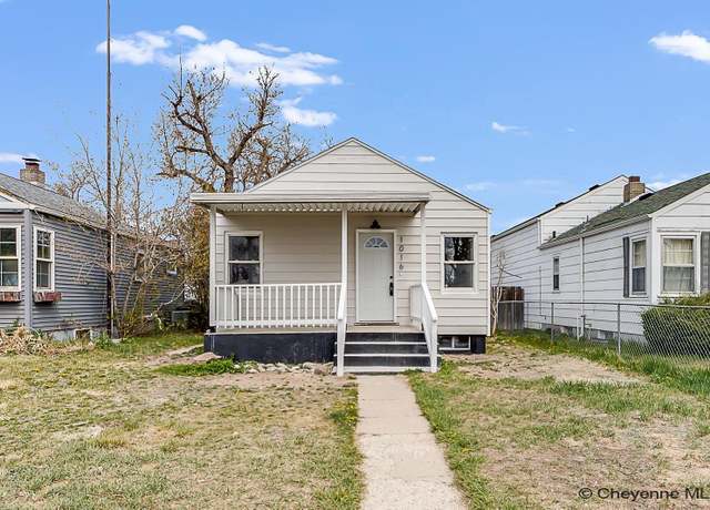 Property at 1016 E 24th St, Cheyenne, WY 82001, 3 beds, 1 bath