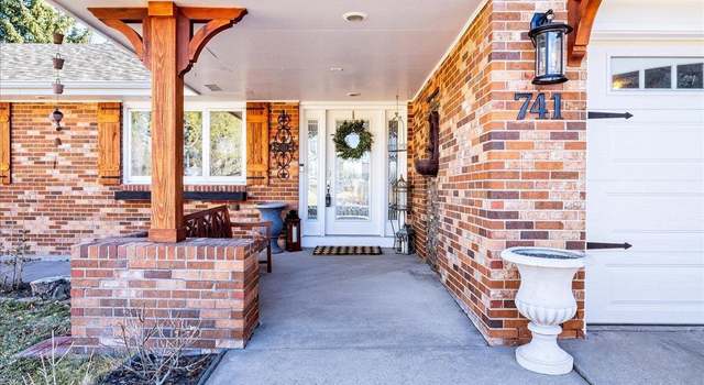 Photo of 741 Custer St, Cheyenne, WY 82009