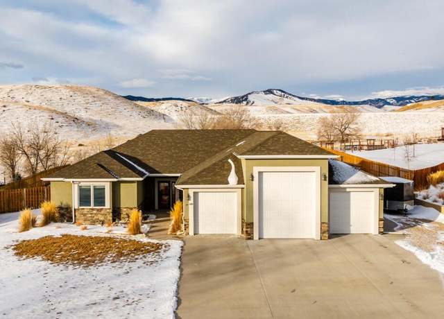 Property at 400 Juniper St, Buffalo, WY 82834, 4 beds, 3.5 baths