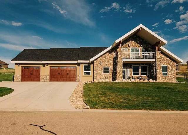 Property at 1 Deer Haven Dr, Sheridan, WY 82801, 4 beds, 2.5 baths