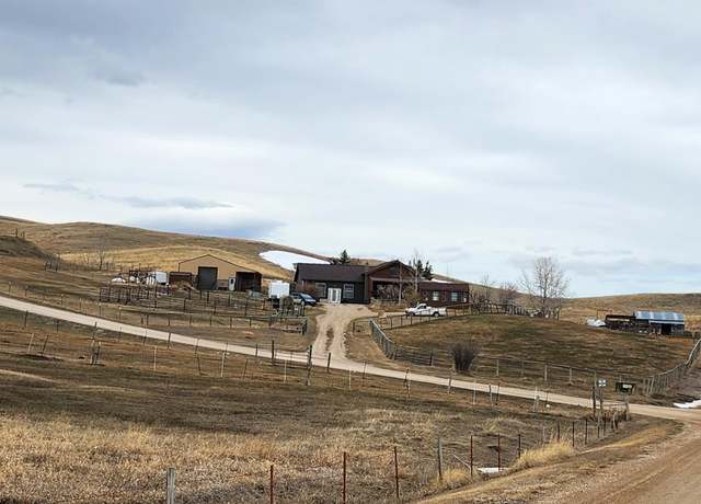 Property at 1 Bulldogger Dr, Parkman, WY 82838, 6 beds, 4 baths
