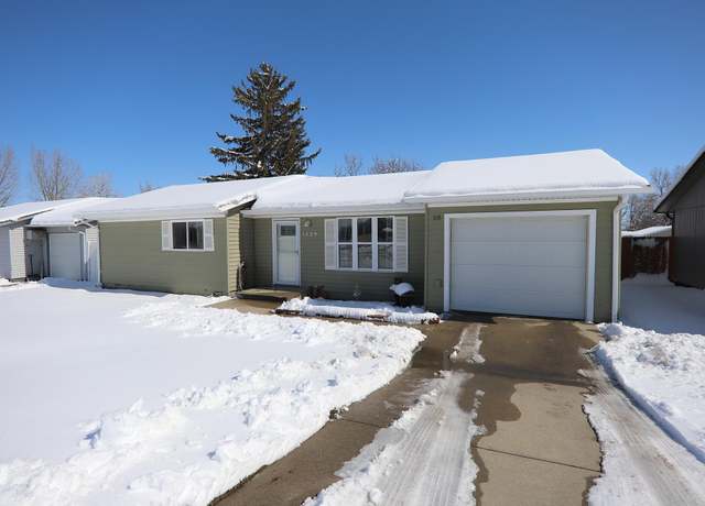 Property at 1429 Yonkee Ave, Sheridan, WY 82801, 2 beds, 1 bath