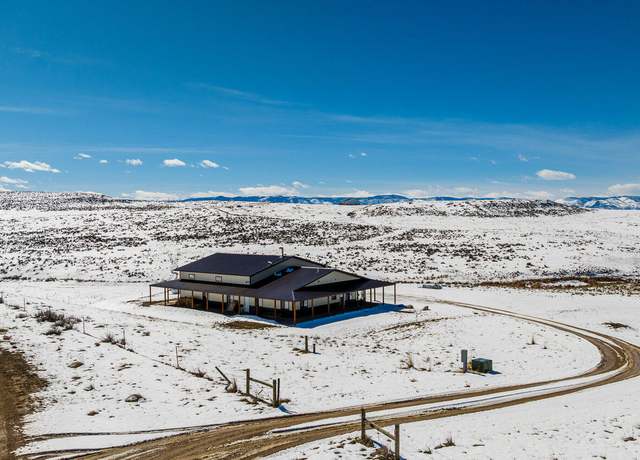 Property at 10 Chinook Dr, Sheridan, WY 82801, 2 beds, 1 bath