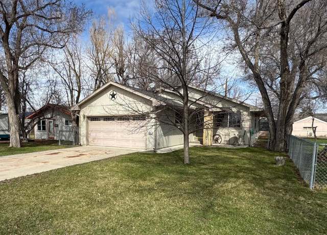 Property at 637 E Works St, Sheridan, WY 82801, 3 beds, 2 baths