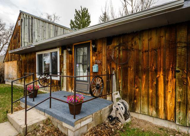 Property at 1506 Warren Ave, Sheridan, WY 82801, 4 beds, 2 baths