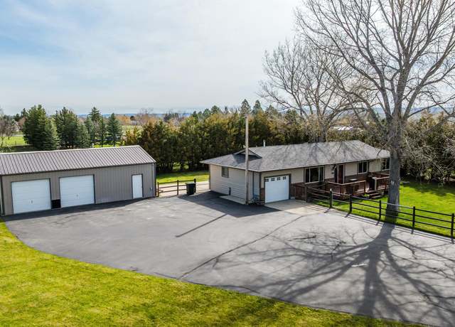 Property at 35 Golf Course Rd, Sheridan, WY 82801, 4 beds, 3 baths
