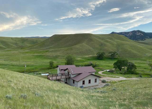 Property at 190 Little Crazy Women Rd, Buffalo, WY 82834, 2 beds, 2.5 baths