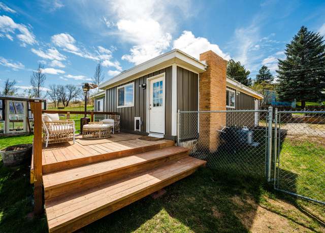 Property at 1024/1036 S Main St, Sheridan, WY 82801, 2 beds, 2 baths