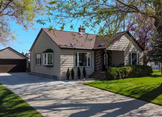 Property at 1433 Lewis St, Sheridan, WY 82801, 4 beds, 3 baths
