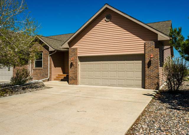 Property at 918 Highland Ave Unit A, Sheridan, WY 82801, 4 beds, 3 baths