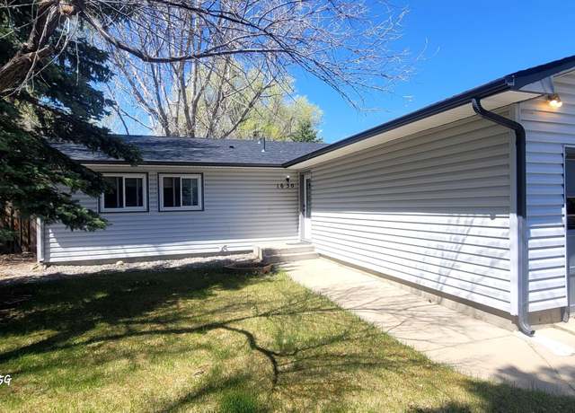 Property at 1630 De Smet Ave, Sheridan, WY 82801, 3 beds, 2 baths