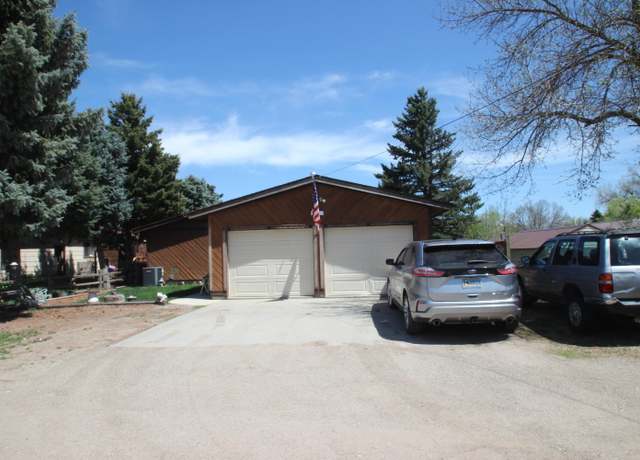 Property at 1929 Parker Ave, Sheridan, WY 82801, 2 beds, 2 baths