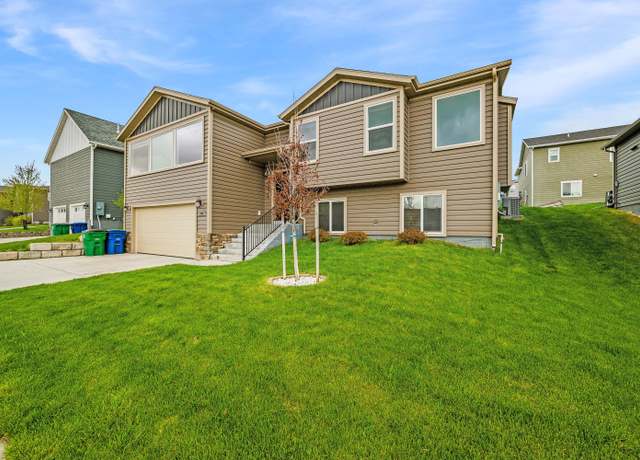 Property at 2408 Weeping Willow Ct, Sheridan, WY 82801, 4 beds, 3 baths