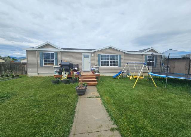 Property at 212 Vero Ln, Buffalo, WY 82834, 3 beds, 2 baths