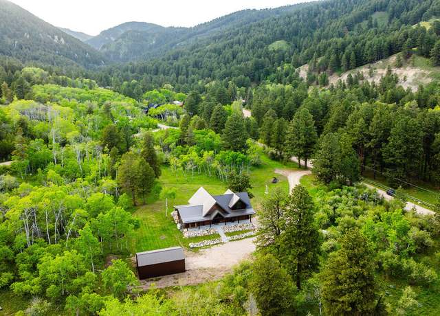 Property at 210 North Piney Rd, Story, WY 82842, 5 beds, 3.5 baths