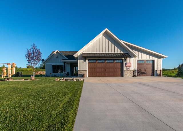 Property at 25 Wishbone Way, Sheridan, WY 82801, 3 beds, 2.5 baths