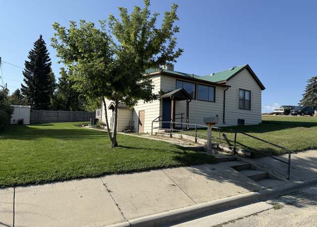 Property at 195 W Gatchell St, Buffalo, WY 82834, 4 beds, 2 baths