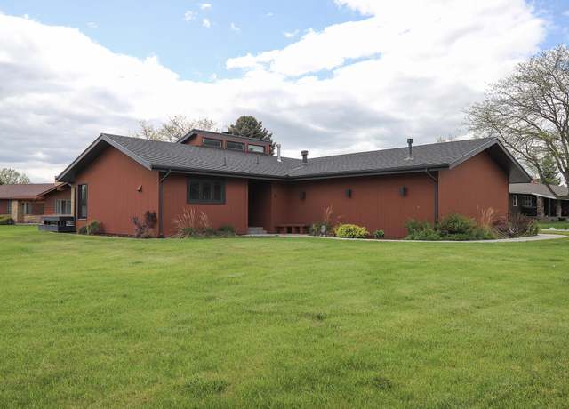 Property at 61 Scott Cir, Sheridan, WY 82801, 2 beds, 2 baths