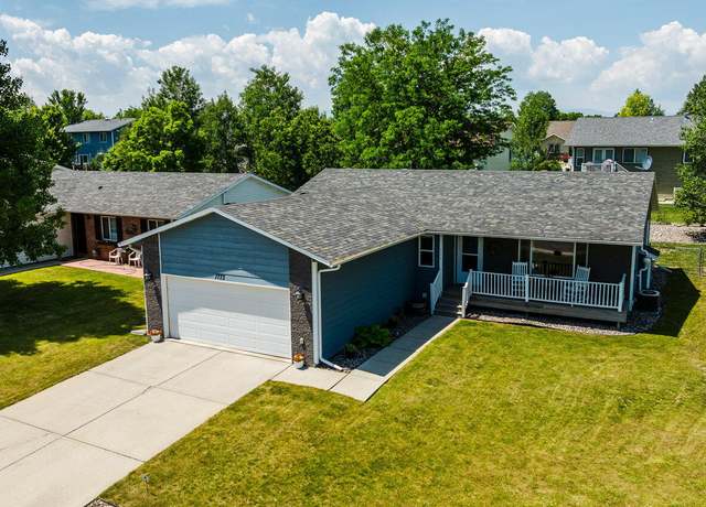 Property at 1773 Sagebrush Dr, Sheridan, WY 82801, 5 beds, 3 baths