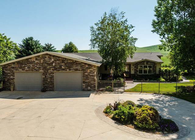 Property at 95 Beaver Creek Rd, Sheridan, WY 82801, 3 beds, 2 baths