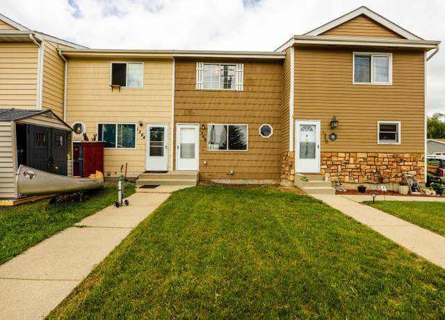 Property at 1368 Highland Ave, Sheridan, WY 82801, 2 beds, 1.5 baths