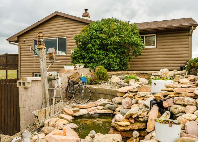 Property at 50 Valley Dr, Buffalo, WY 82834, 4 beds, 2 baths