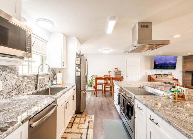 Property at 1658 S Mountain View Dr, Sheridan, WY 82801, 5 beds, 2.5 baths