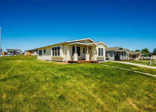 Property at 2023 Bungalow Village Ln, Sheridan, WY 82801, 3 beds, 2 baths