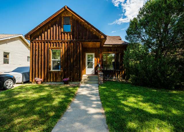 Property at 115 W 6th St, Sheridan, WY 82801, 3 beds, 1.5 baths