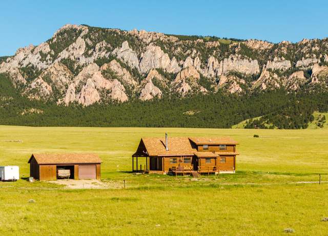 Property at 555 Crazy Woman Canyon Road Rd, Buffalo, WY 82834, 2 beds, 1.5 baths