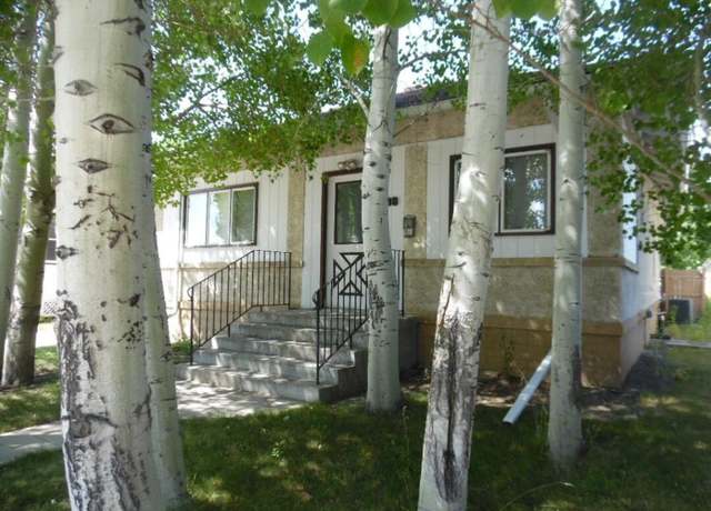 Property at 838 S Sheridan Ave, Sheridan, WY 82801, 3 beds, 2 baths