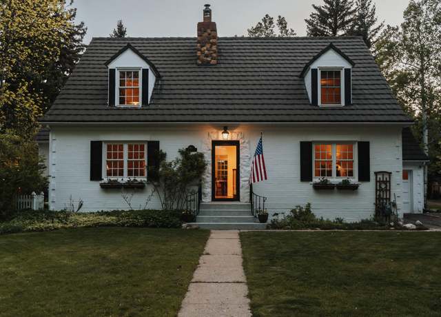Property at 650 S Jefferson St, Sheridan, WY 82801, 3 beds, 3 baths