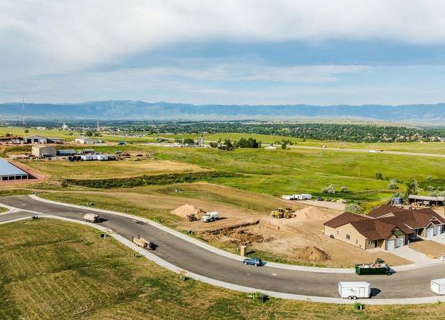 Property at 606 Valley View Dr, Sheridan, WY 82801, 3 beds, 2 baths